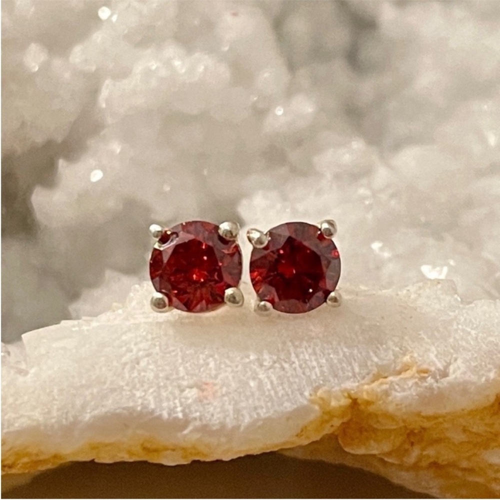 Garnet Sterling Silver Stud Earrings 925 New
